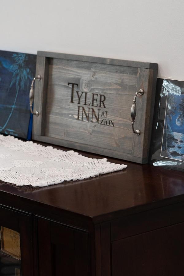 Tyler Inn At Zion Rockville Exteriér fotografie